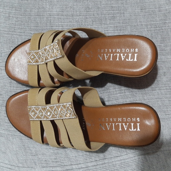 Wedge sandals dark beige with elastic straps and gold&crystal detailing at top. - Picture 1 of 4